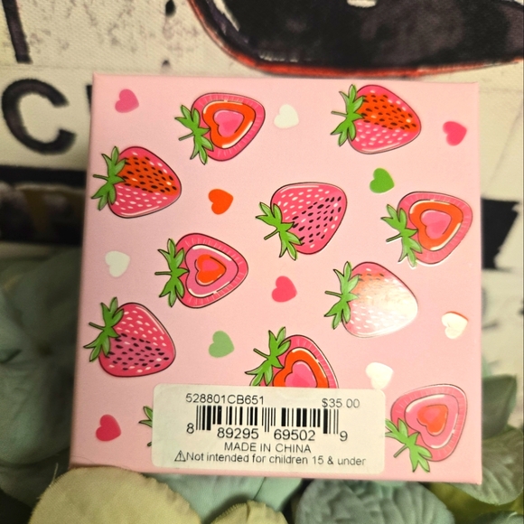 Betsey Johnson Pink Butterfly Stud Earrings NIB - Picture 3 of 4